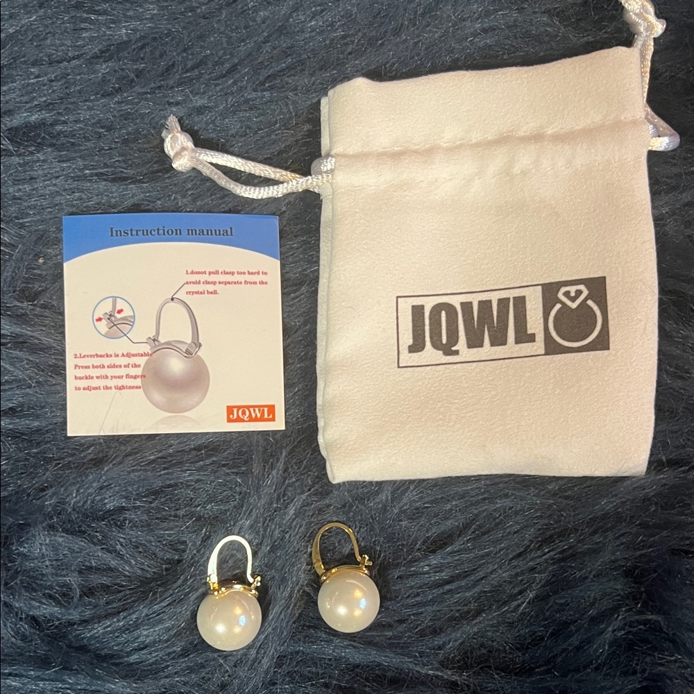 JQWL Pearl Drop Earrings